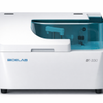 Analyseur de biochimie BT-330